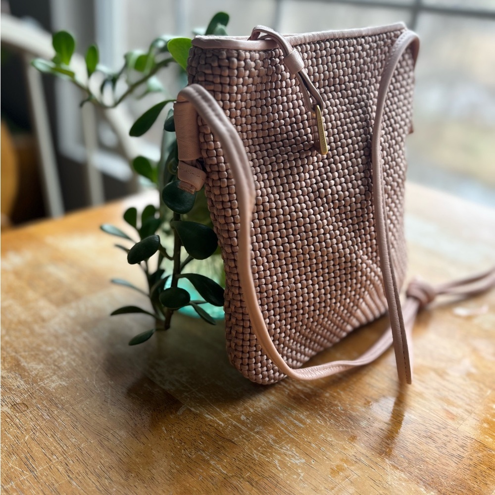 Sharif Woven Brown Crossbody Bag with Gold Accent NEW! - Picture 2 of 8